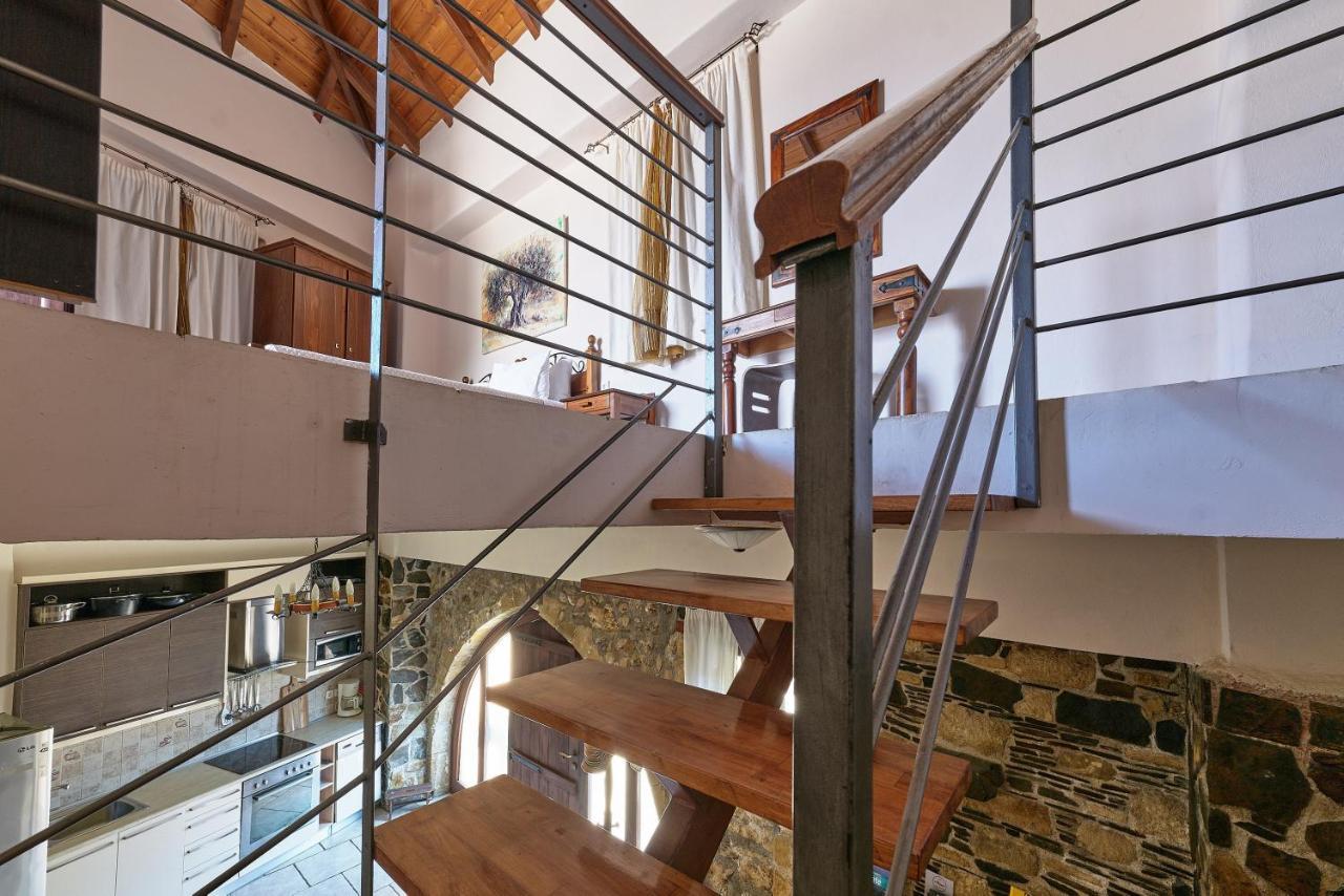 Mouri Villa Mourion  Buitenkant foto