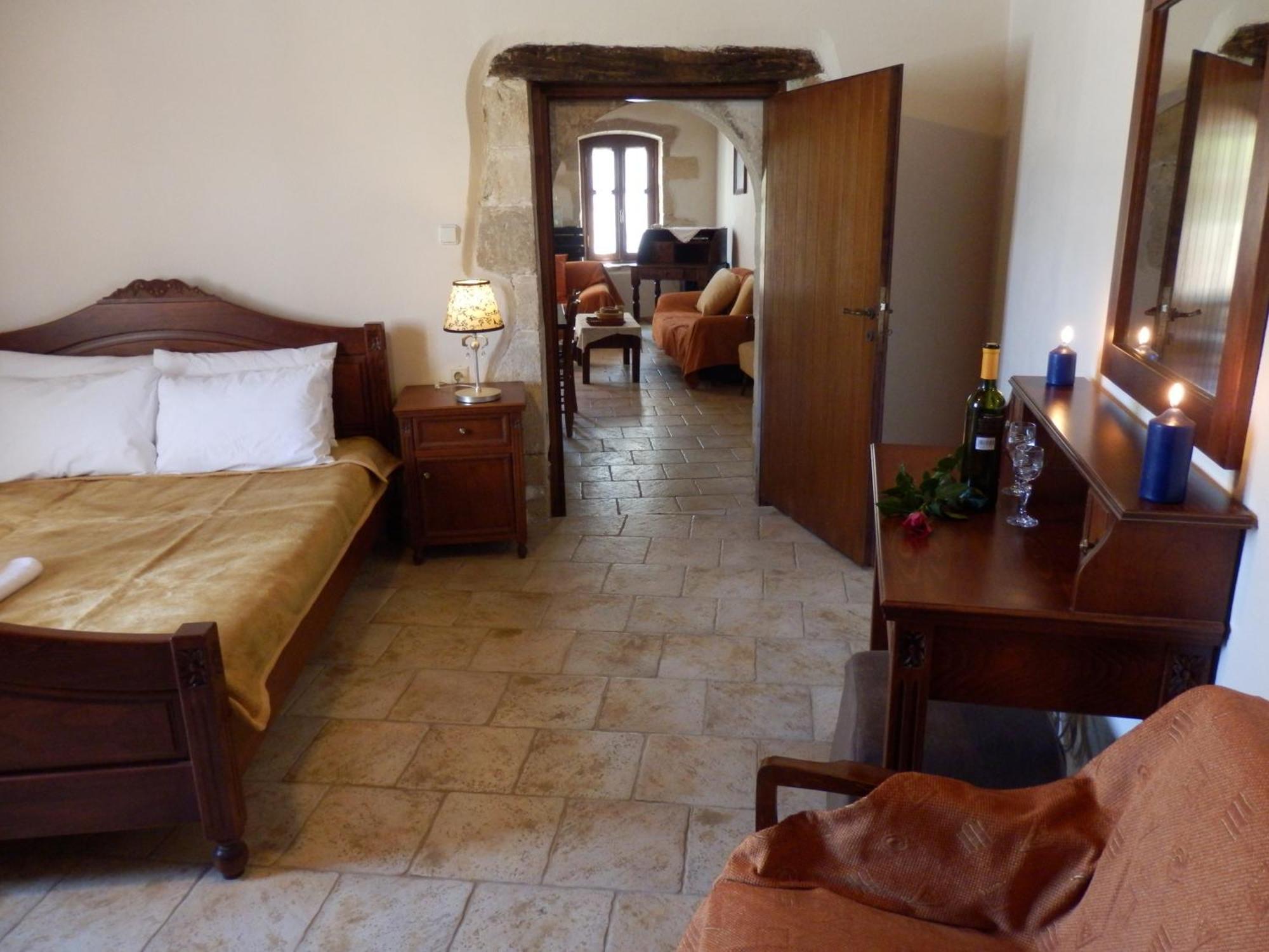 Mouri Villa Mourion  Buitenkant foto