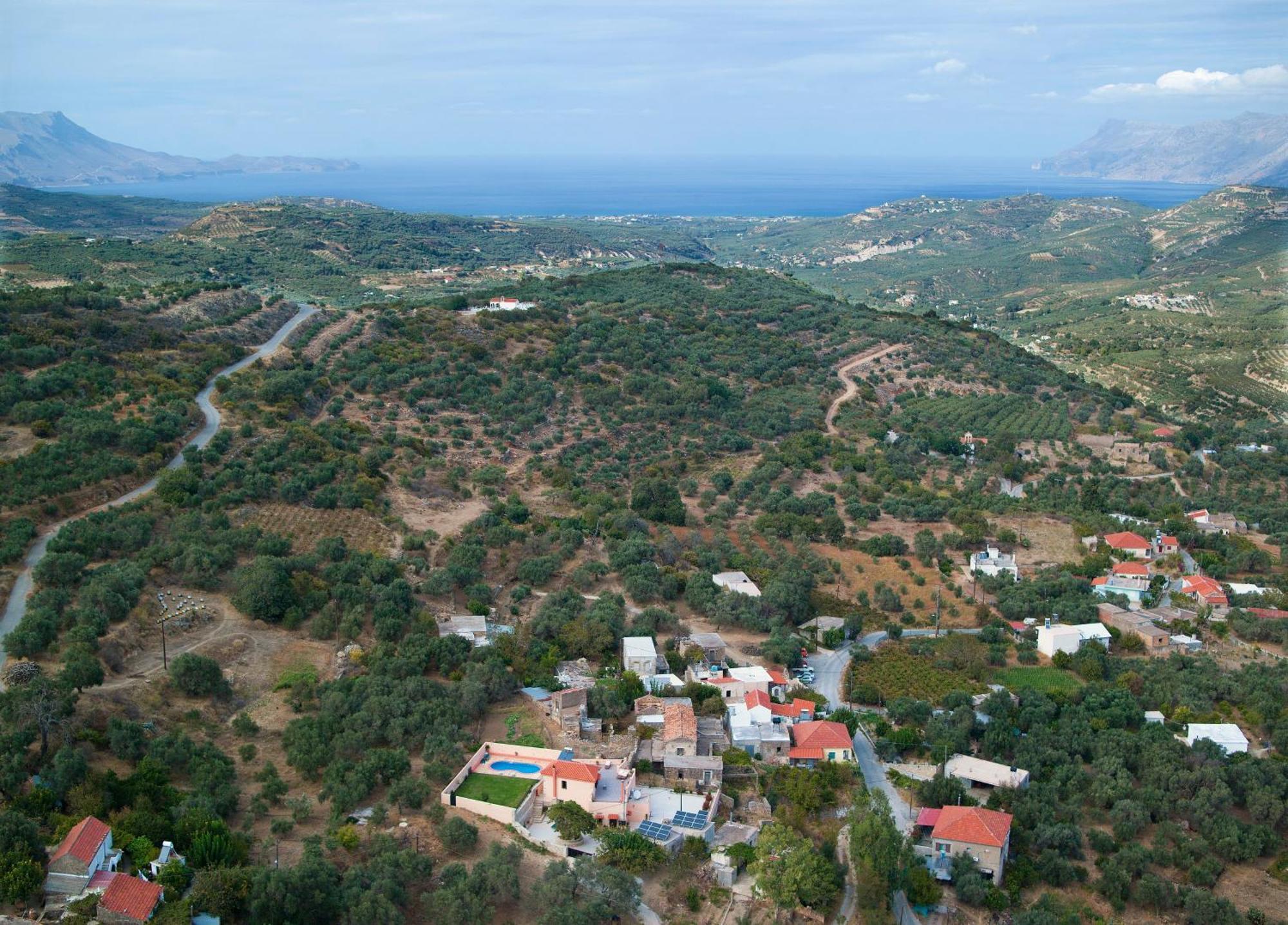 Mouri Villa Mourion  Buitenkant foto