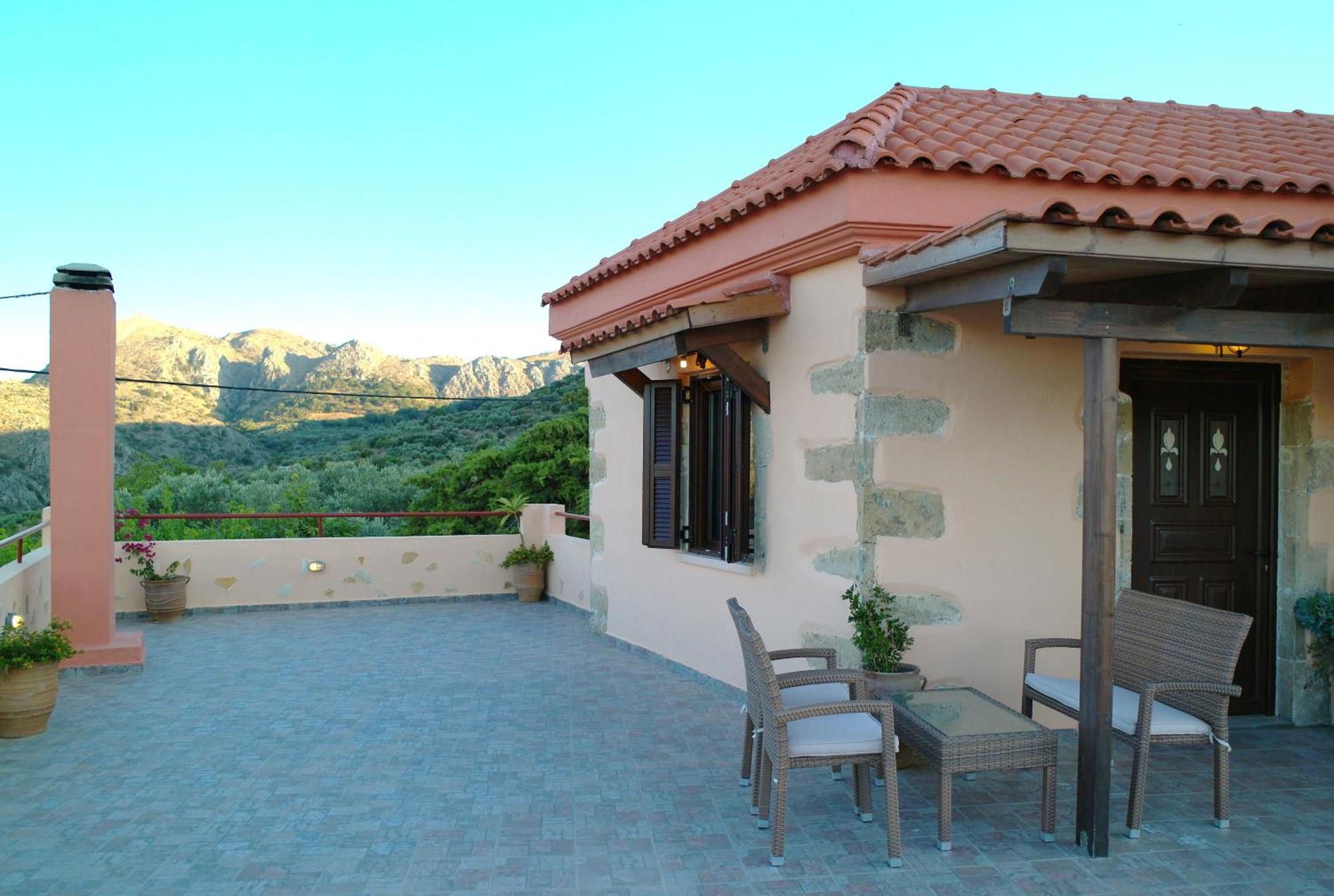 Mouri Villa Mourion  Buitenkant foto