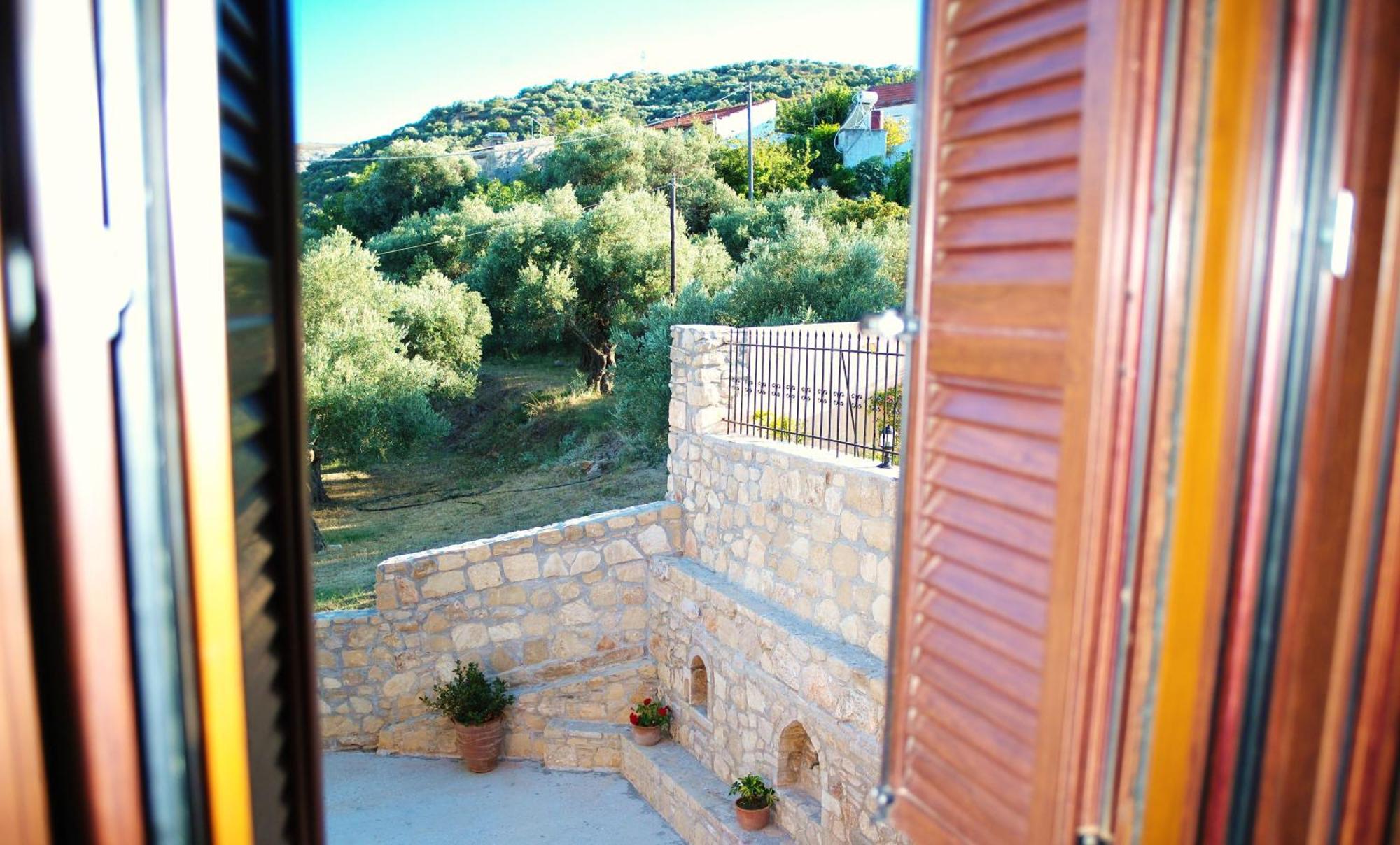 Mouri Villa Mourion  Buitenkant foto
