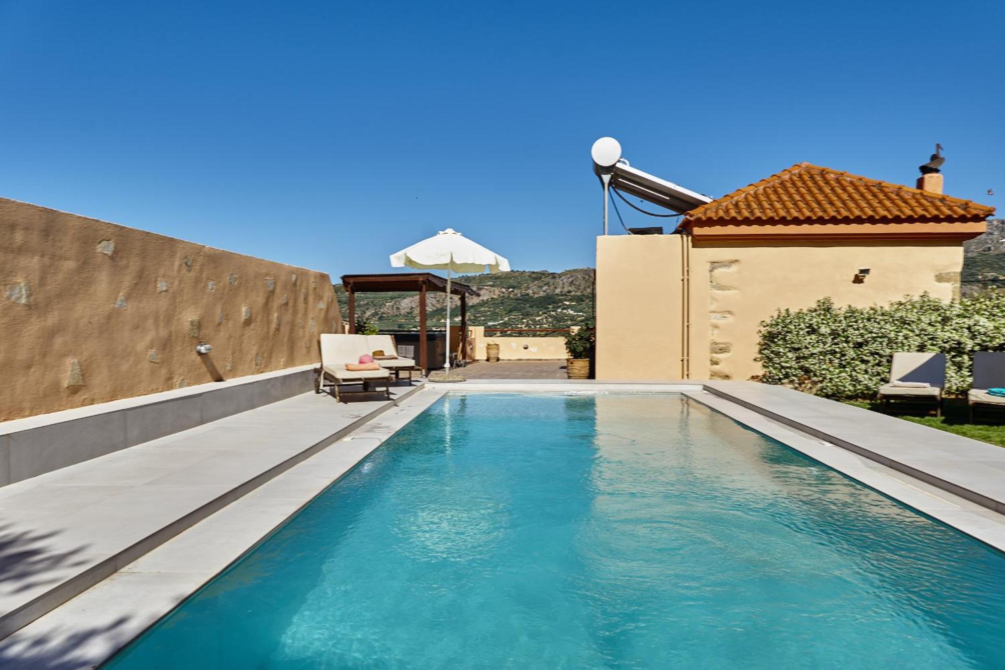 Mouri Villa Mourion  Buitenkant foto